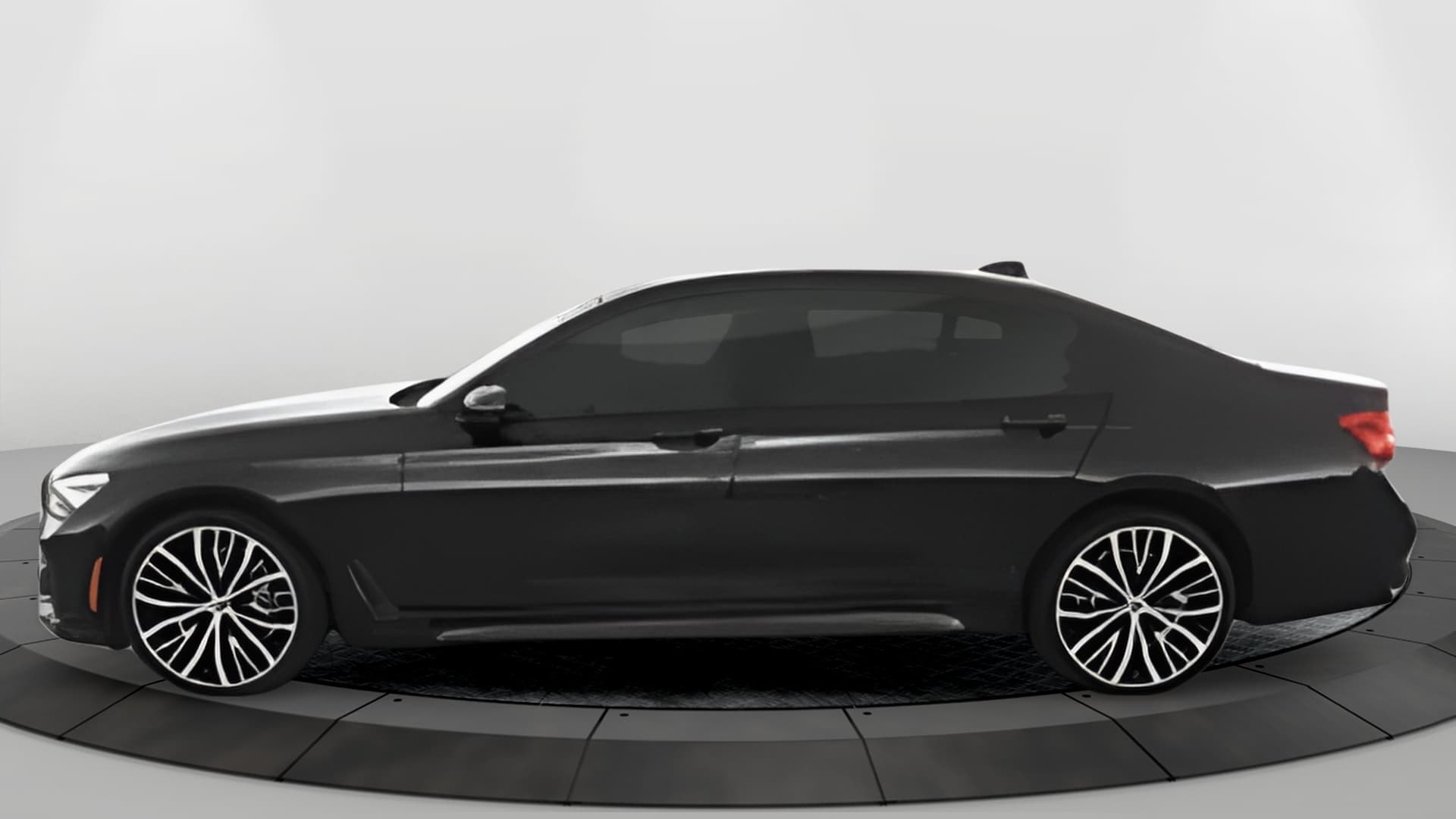 2019 BMW 7 Series 750i - Photo 3